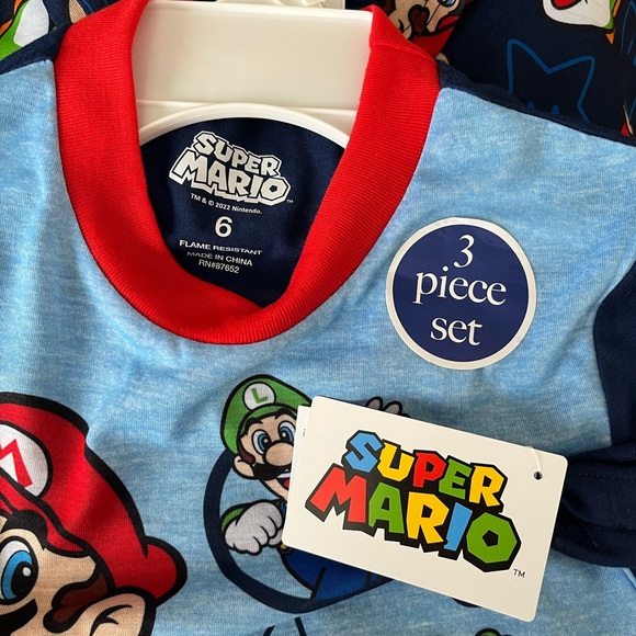 🎮 SUPER MARIO 🎮 Pajama Set NWT - 3-Piece Set Super Mario, Luigi, Yoshi - Picture 3 of 5